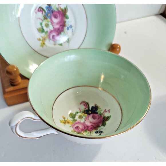 Taylor & Kent England Bone China Tea  Cup & Saucer Set Floral Bouquet - Picture 2 of 10